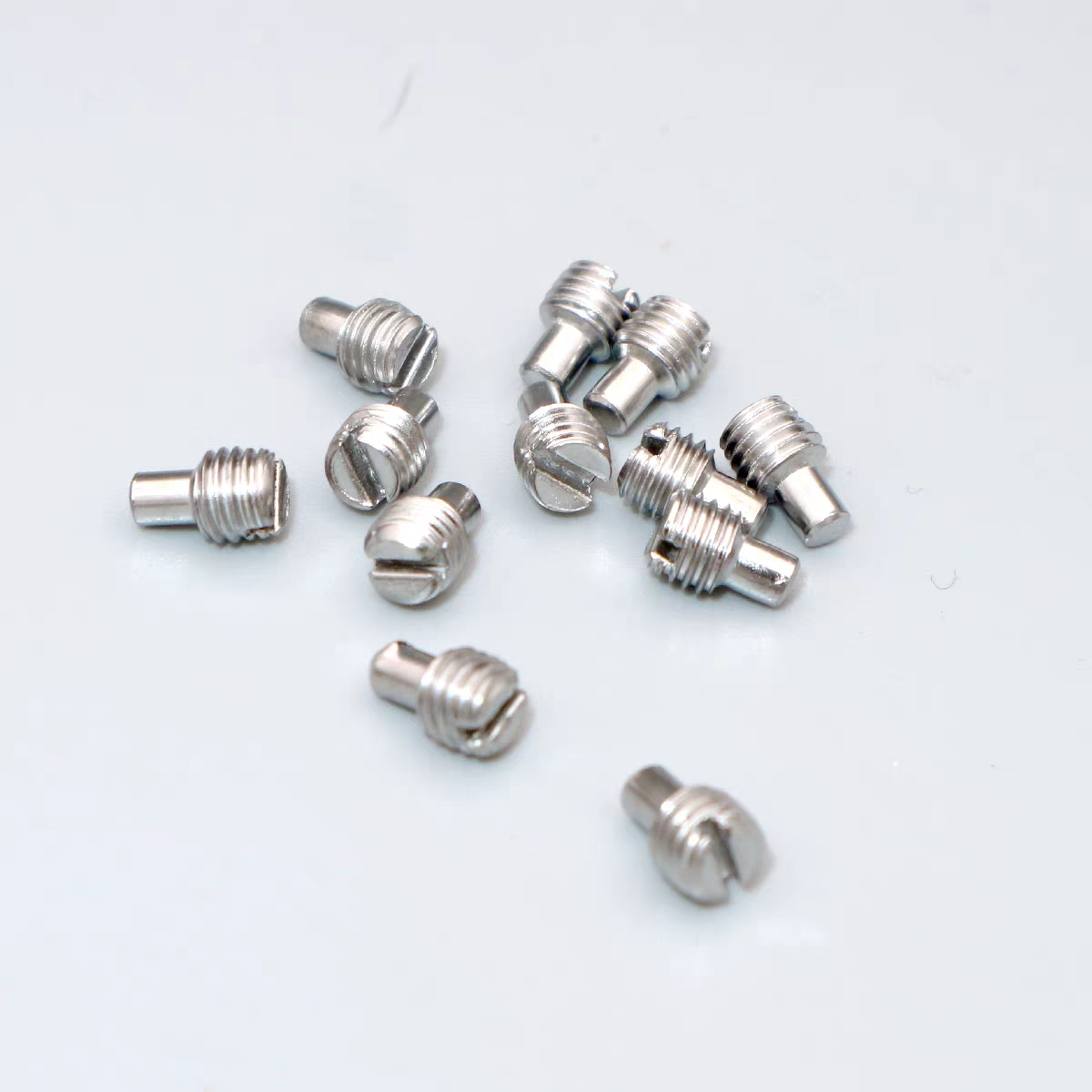 Embroidery Needle - Industrial Steel Gear Needle Clamp and