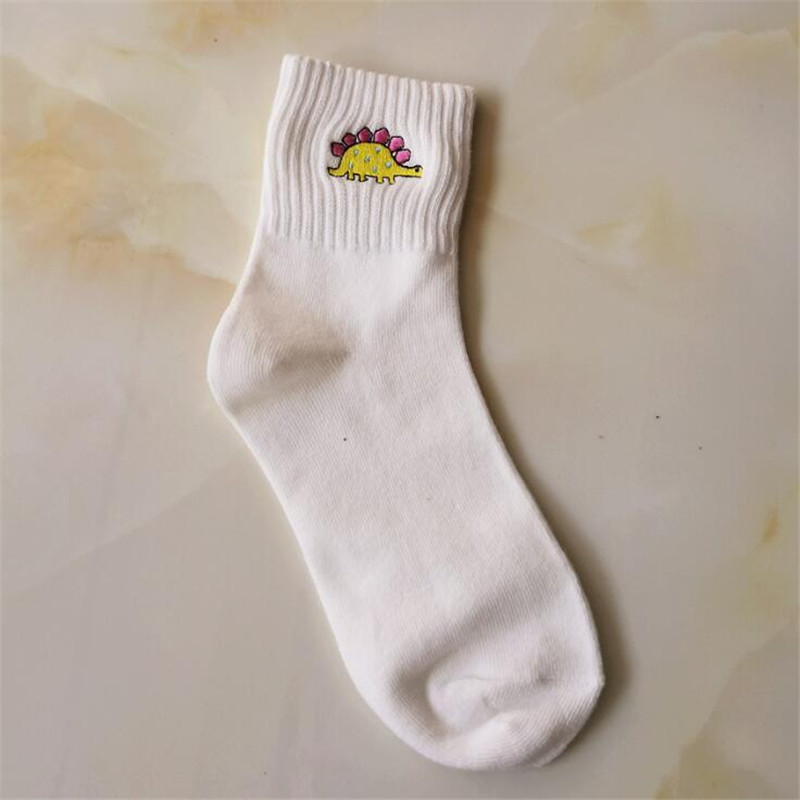 Cute Women Embroidery Dinosaur - Embroidery On Socks recensie en prijs