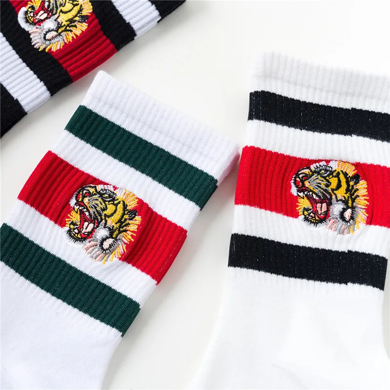 New Unisex Couple Tiger Head E - Embroidery On Socks recensie en prijs