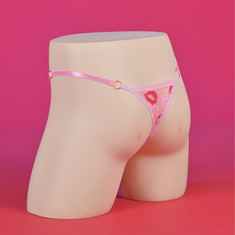 Crossdressing Hiding Gaff Peni - Embroidery Lips recensie en prijs