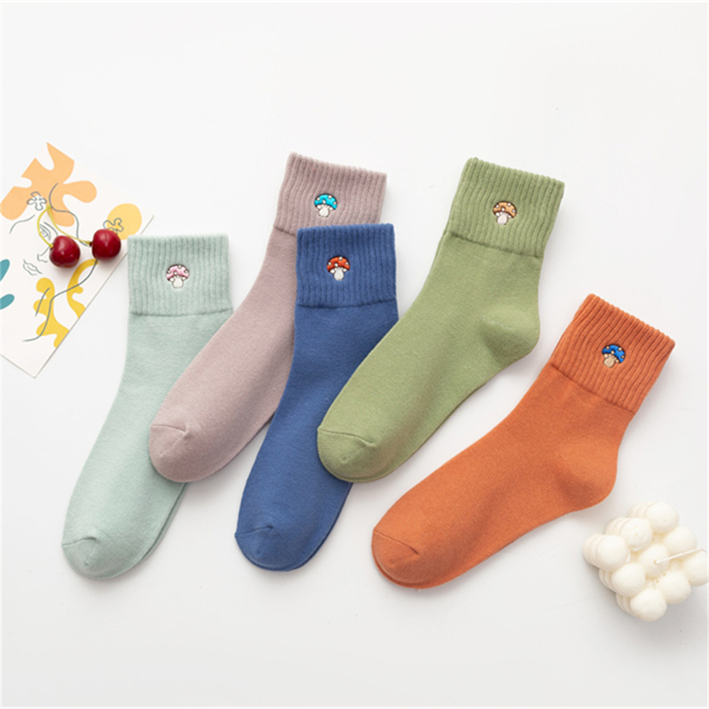 New Women's Embroidery Cute Ca - Embroidery On Socks recensie en prijs