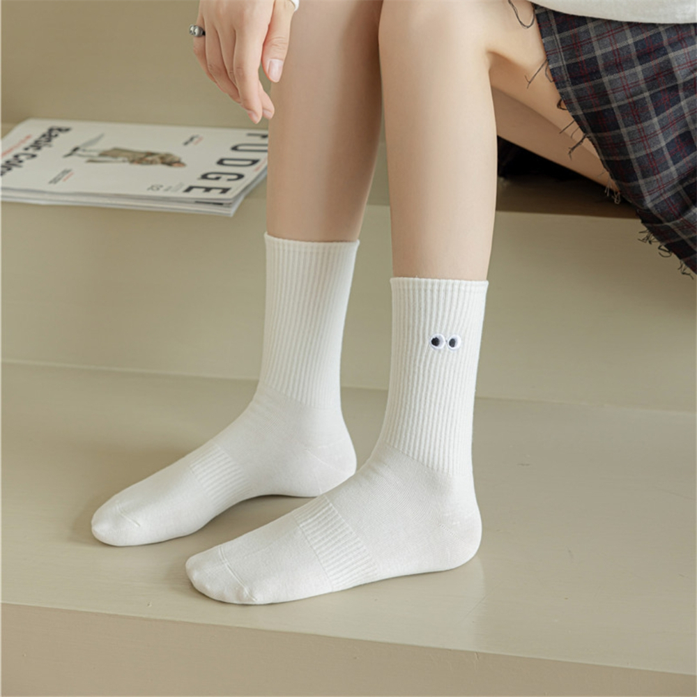 New Women's Embroidered Big Ey - Embroidery On Socks recensie en prijs