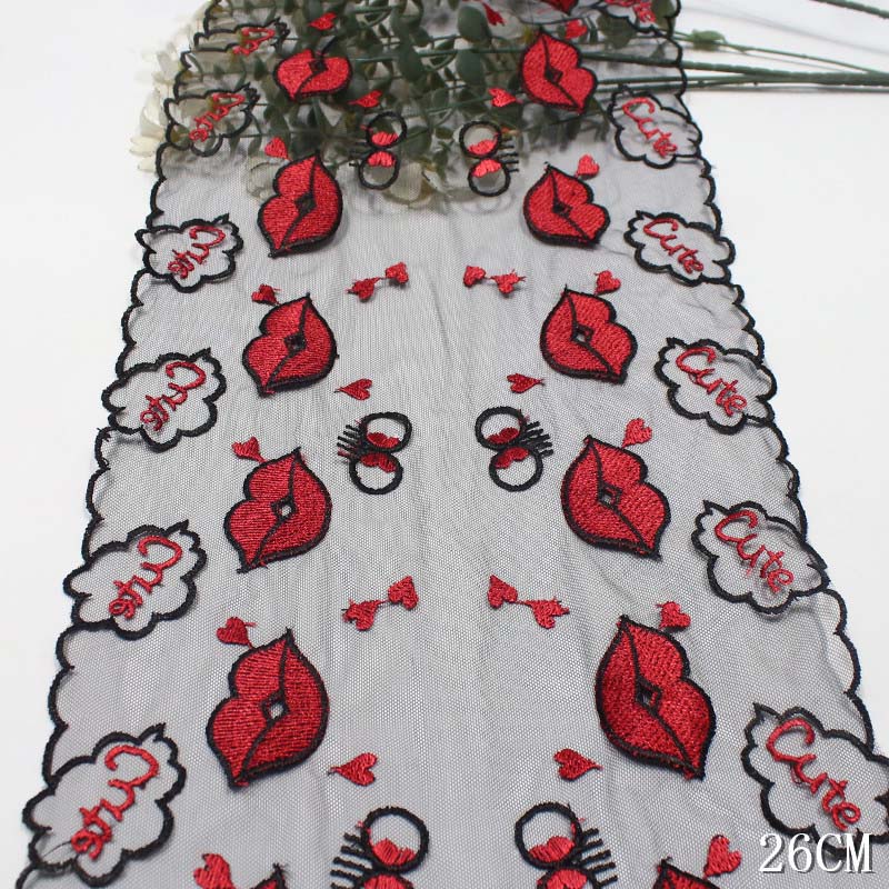 32Yards Embroidery Lips Lace T - Embroidery Lips recensie en prijs