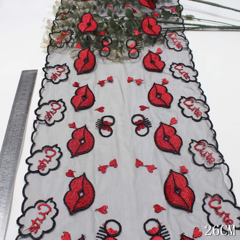 32Yards Embroidery Lips Lace T - Embroidery Lips recensie en prijs