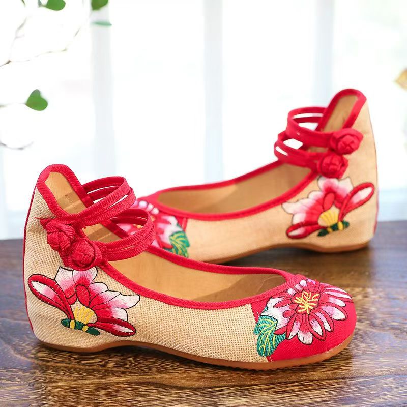 Woman Wedges Embroidered Cloth - Embroidery Canvas recensie en prijs